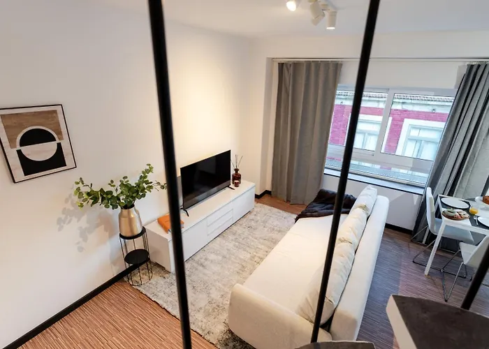 公寓 Duplex In Art District By Hostwise *