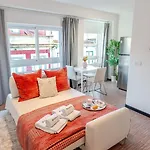 Duplex In Art District By Hostwise