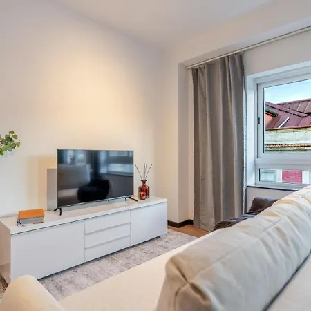 Duplex In Art District By Hostwise *