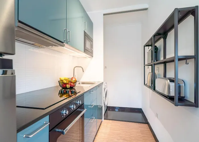 Duplex In Art District By Hostwise